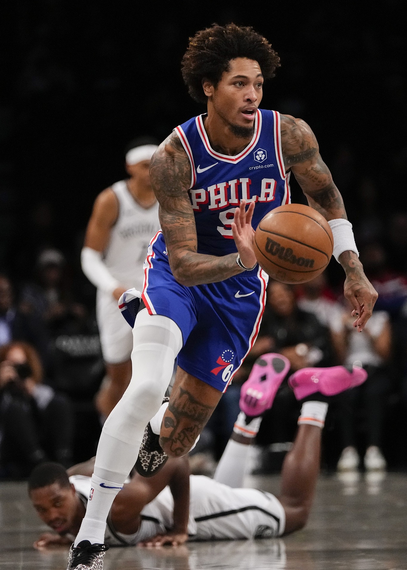 集结日布鲁克林篮网绝杀压哨：社区盾节点到来；悬念犹存；更衣室氛围转暖的简单介绍